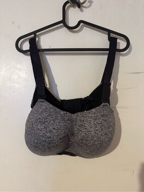Victoria's Secret Gray Heather Support Sports Bra